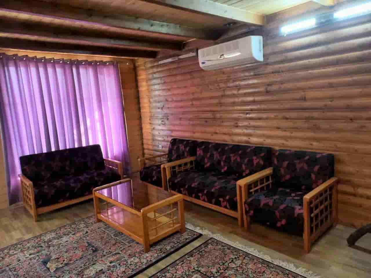 عکس اجاره کلبه چوبی استخر سرپوشیده آبگرم در گونه کلا شیرگاه