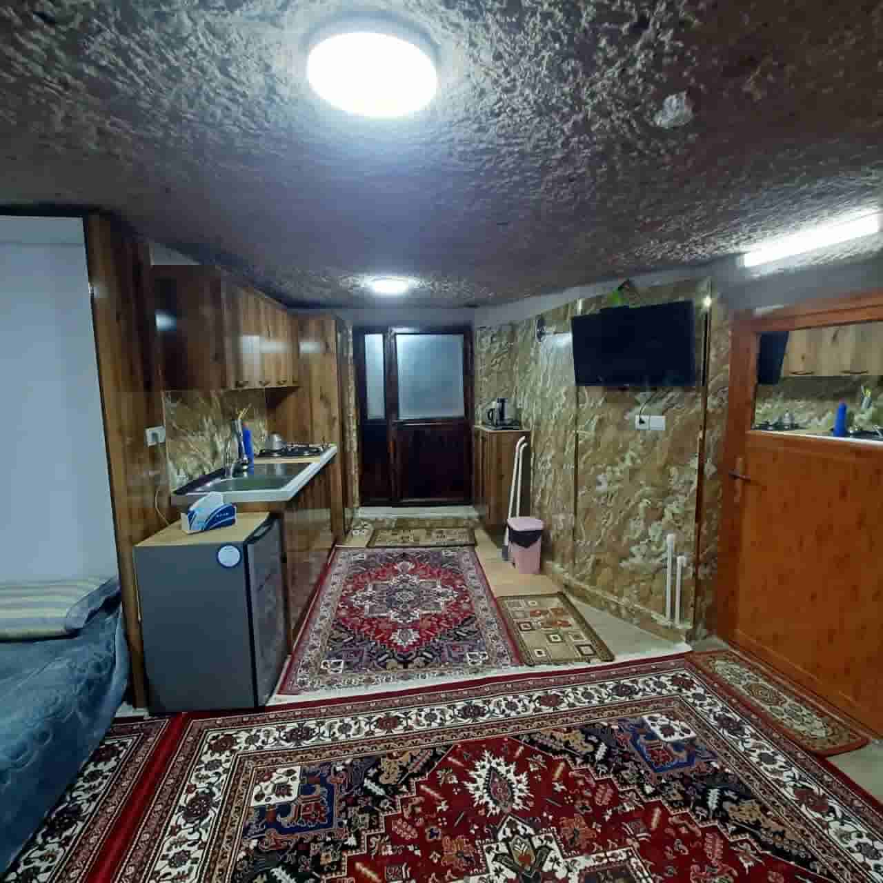 عکس اجاره اقامتگاه صخره ای در روستای توریستی کندوان