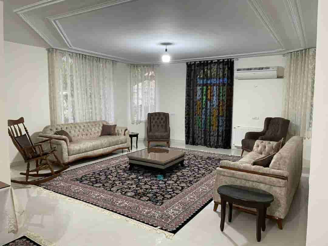 عکس ویلا با استخر روباز آبگرم در شهریار