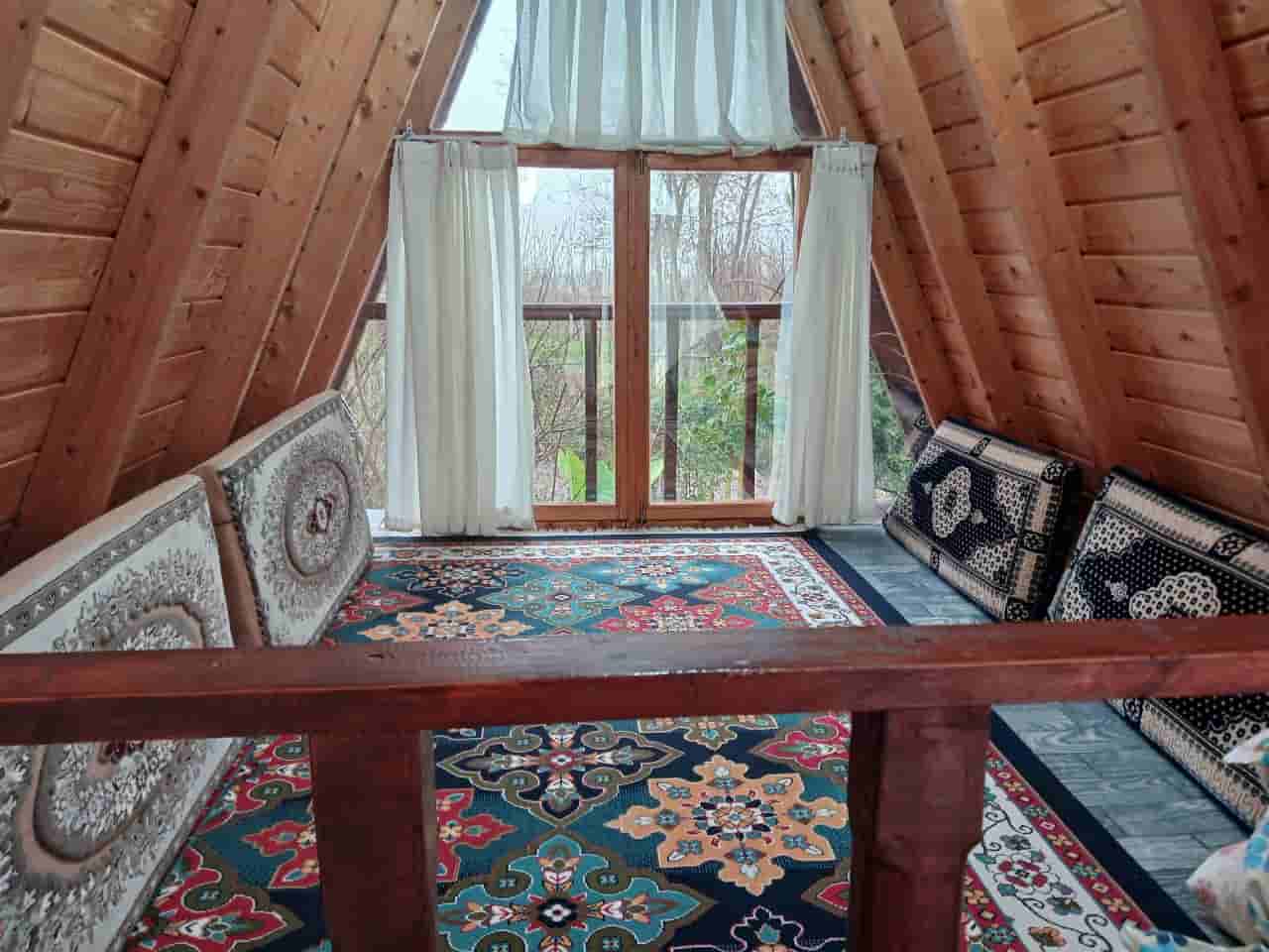 عکس اجاره کلبه سوئیسی در طراز کوه گیلان