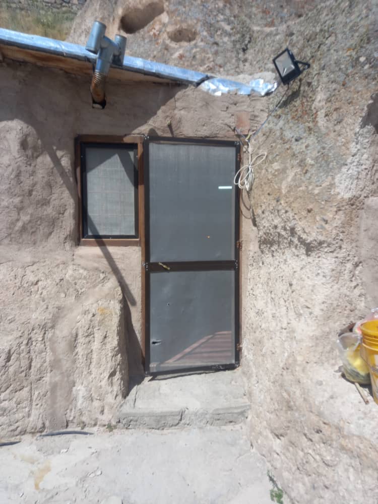 اقامتگاه صخره ای در روستای توریستی کندوان - شماره 3