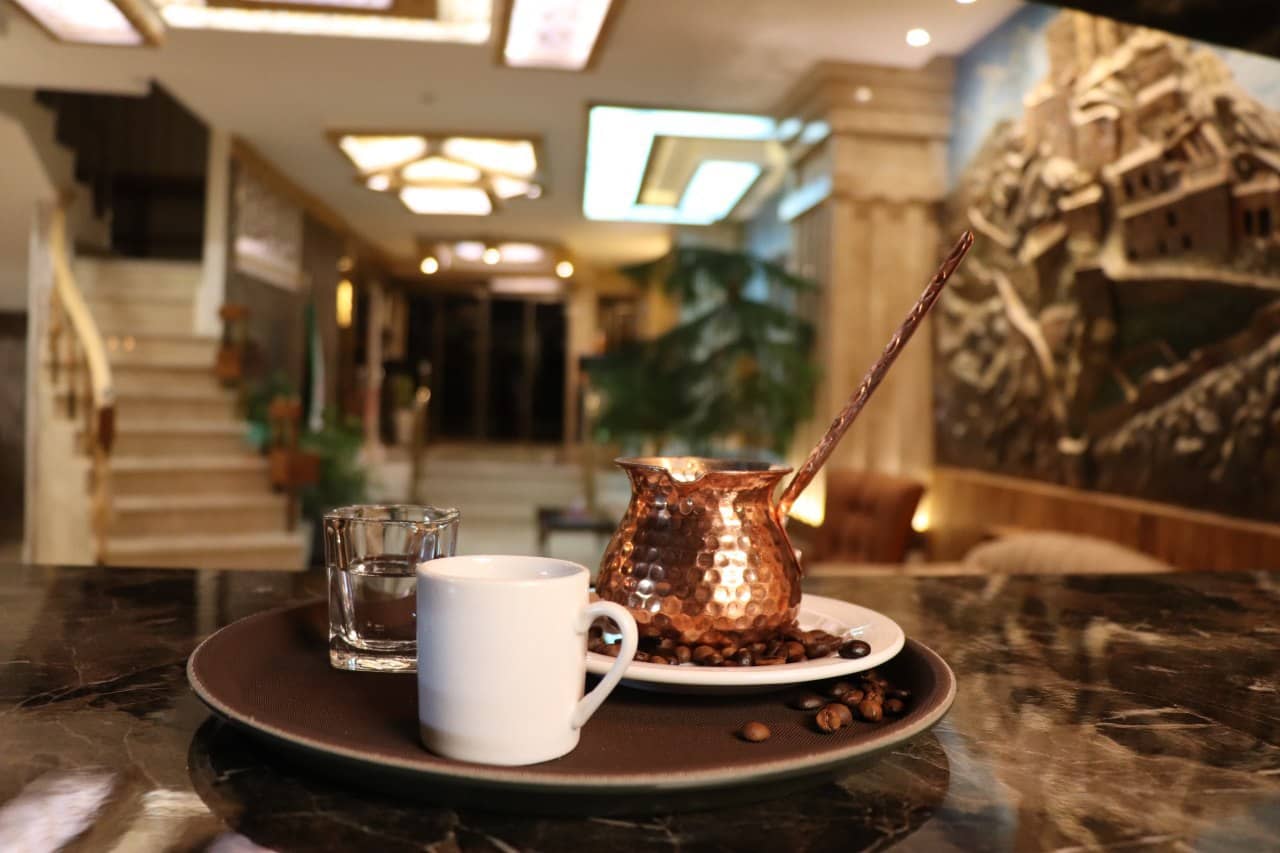 اجاره هتل آپارتمان vip در بهادری تبریز - رویال