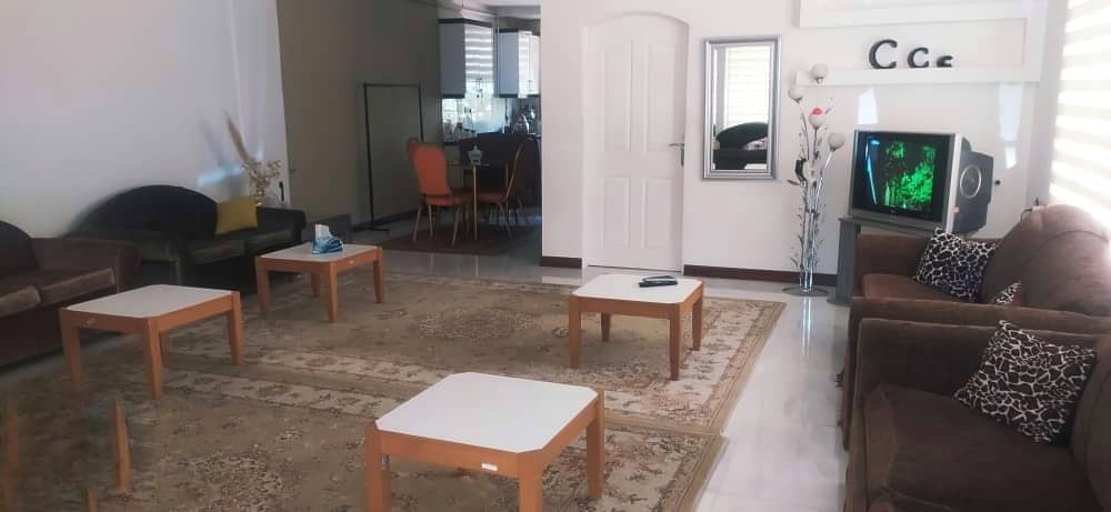  باغ ویلا با استخر روباز آبسرد در مشهد نما و محوطه