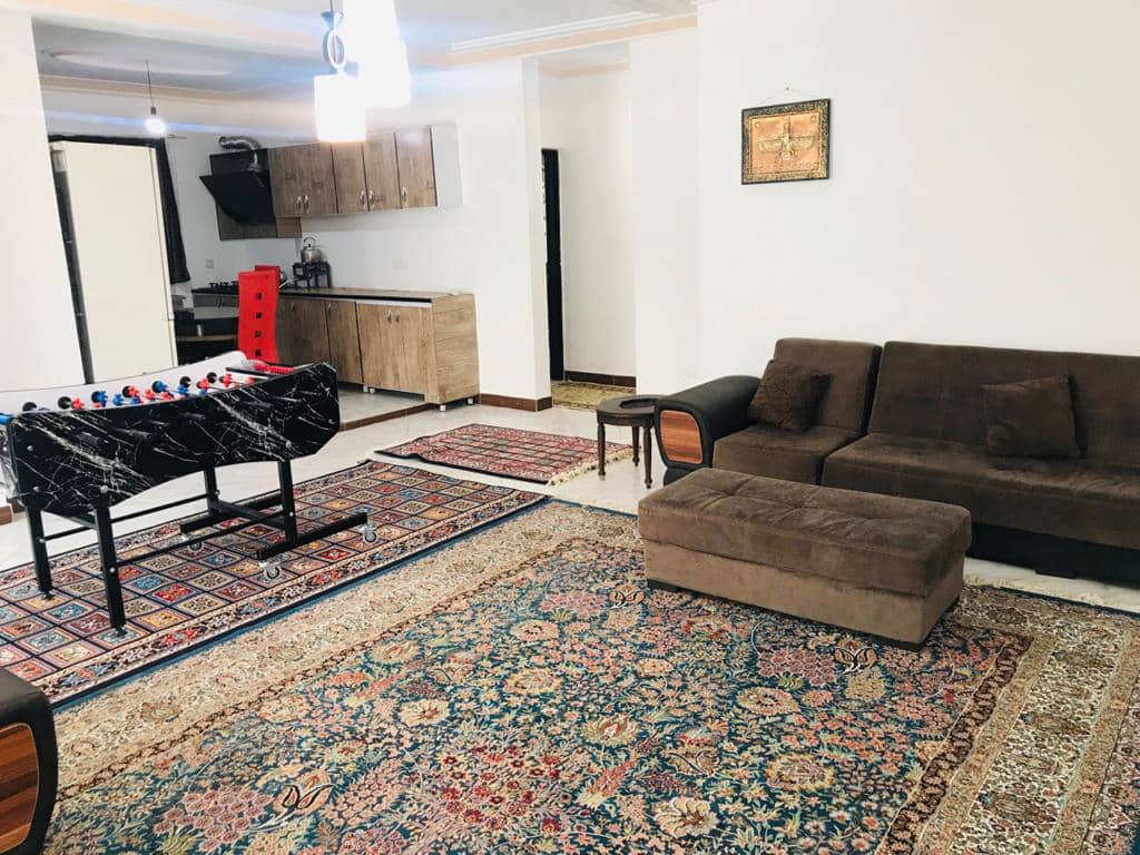اجاره ویلا با استخر سرپوشیده آبگرم در رادیو دریا چالوس نمایی از استخر