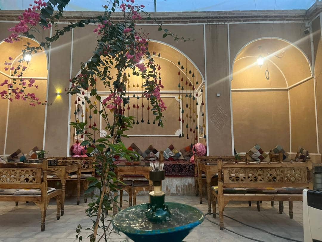 اجاره اتاق بومگردی در بلوار امام یزد  - سپیده