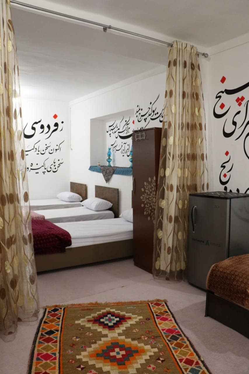  خانه سنتی در باب انار شهر خفر - سین دخت