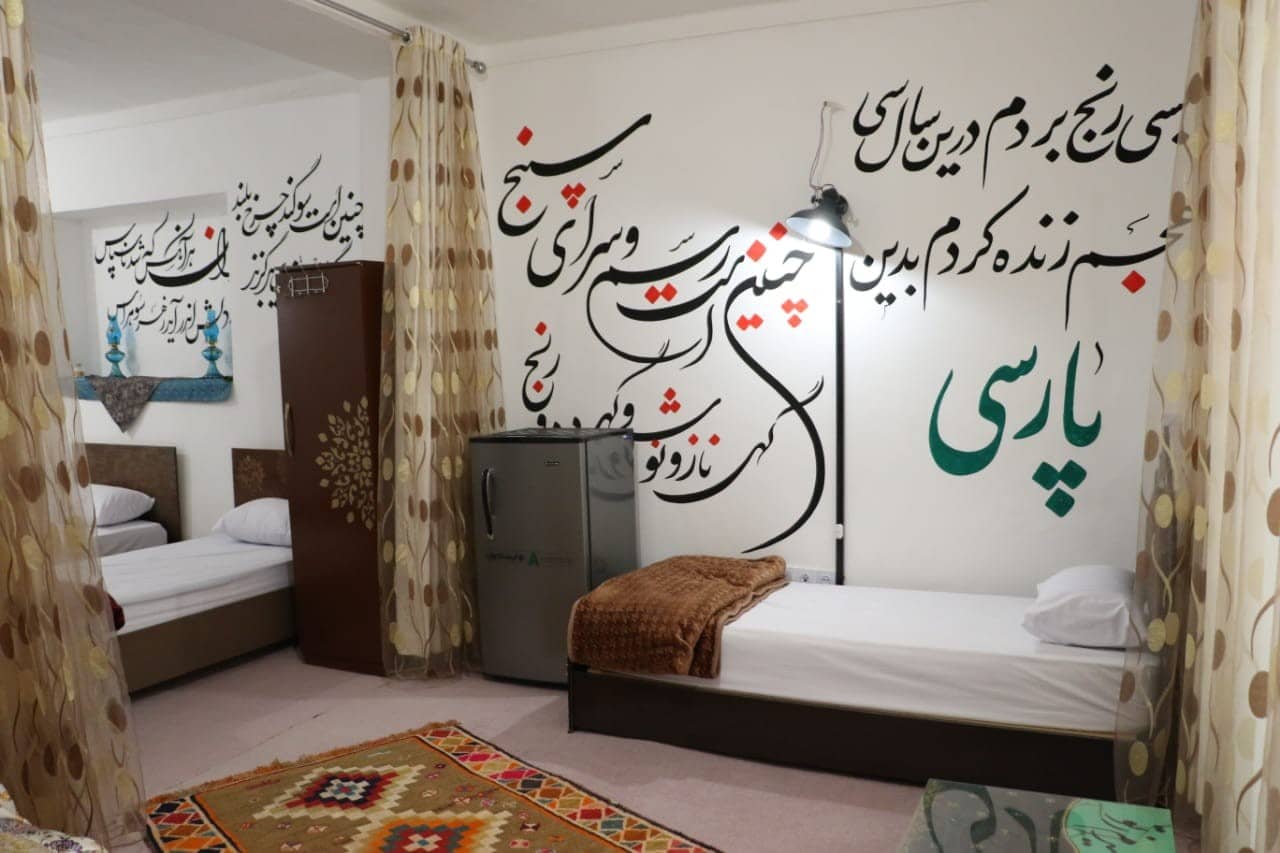  خانه سنتی در باب انار شهر خفر - سین دخت