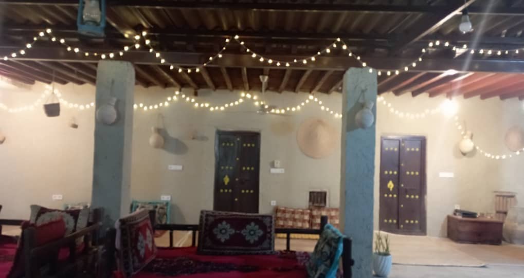 اجاره اتاق دو تخته سنتی در روستای دهخدا قشم - 12متر