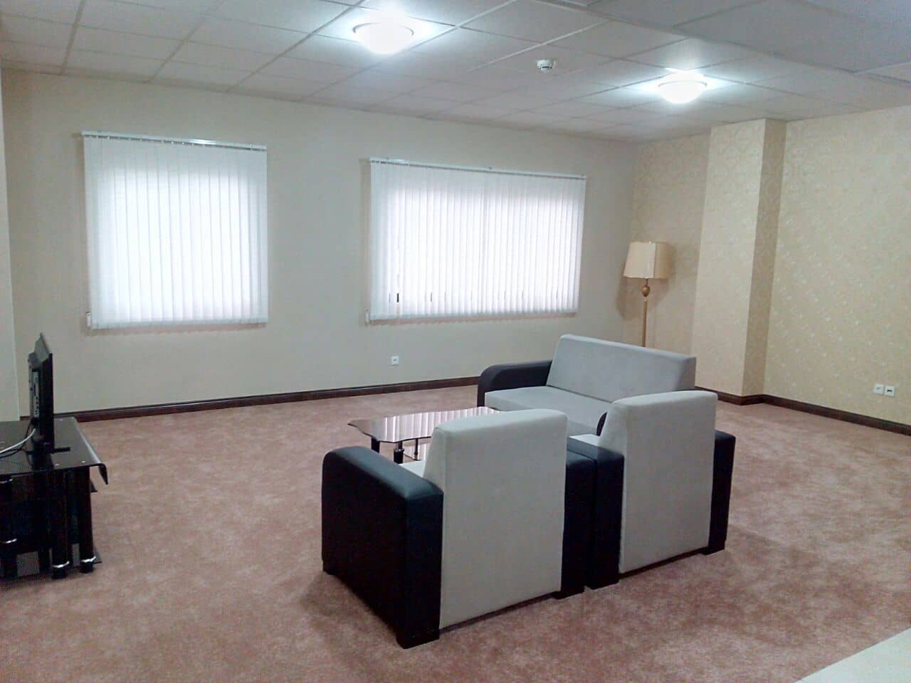 اجاره آپارتمان در شیخ طبرسی - تک خواب ط.چهارم