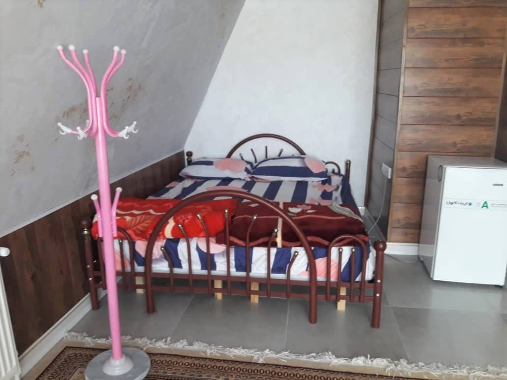 کلبه سوئیسی در روستای بیاره سی سخت - 1