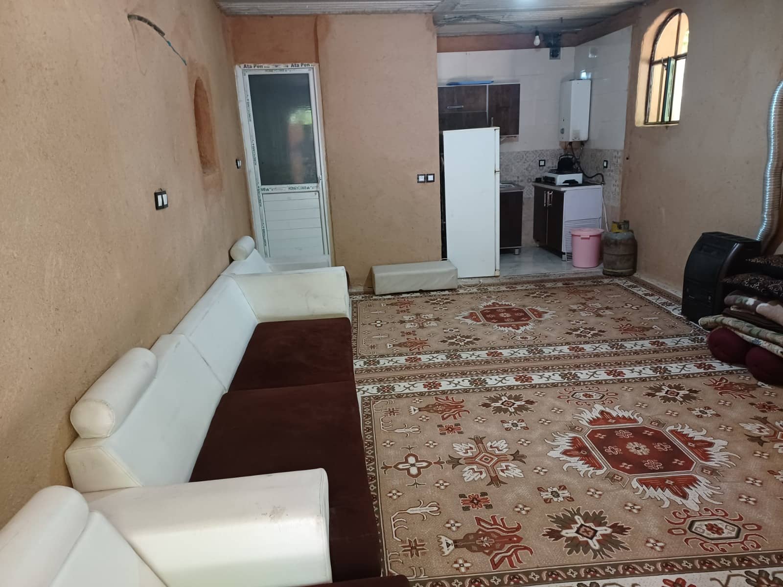 سوئیت سنتی در کهکران - سپیدان