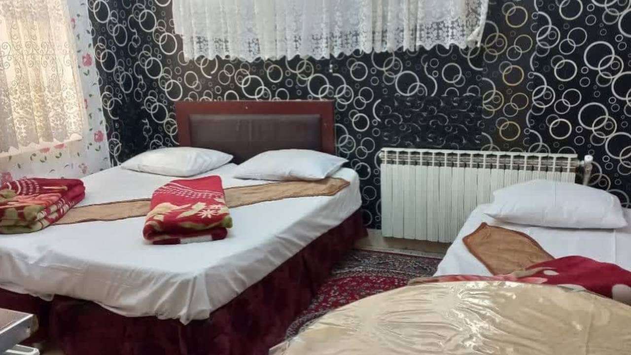 مهمانپذیر در خیابان امام رضا 12 - سه تخته