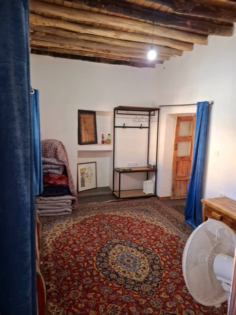 اقامتگاه بومگردی در اردکان سپیدان -103