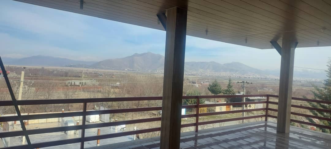منزل تکخواب نزدیک دریاچه در مریوان