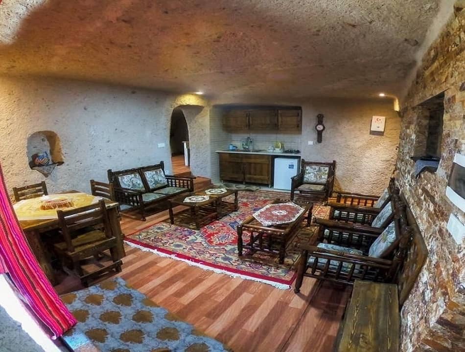 اجاره اقامتگاه صخره ای در کندوان - دوخواب سالن