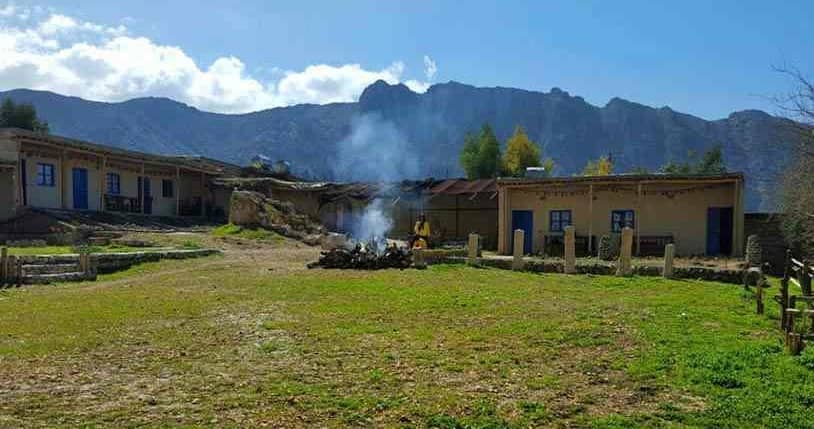 اتاق بومگردی روستای تکاب ایذه - اتاق نارسینا