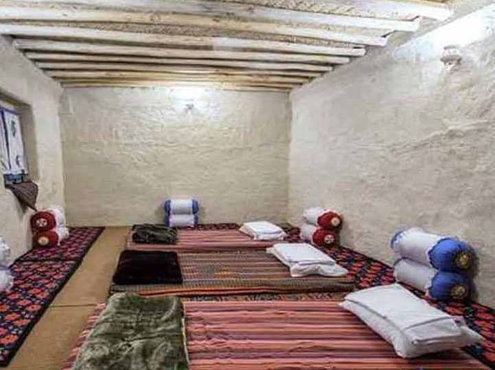 اتاق بومگردی روستای تکاب ایذه - اتاق تاریشا