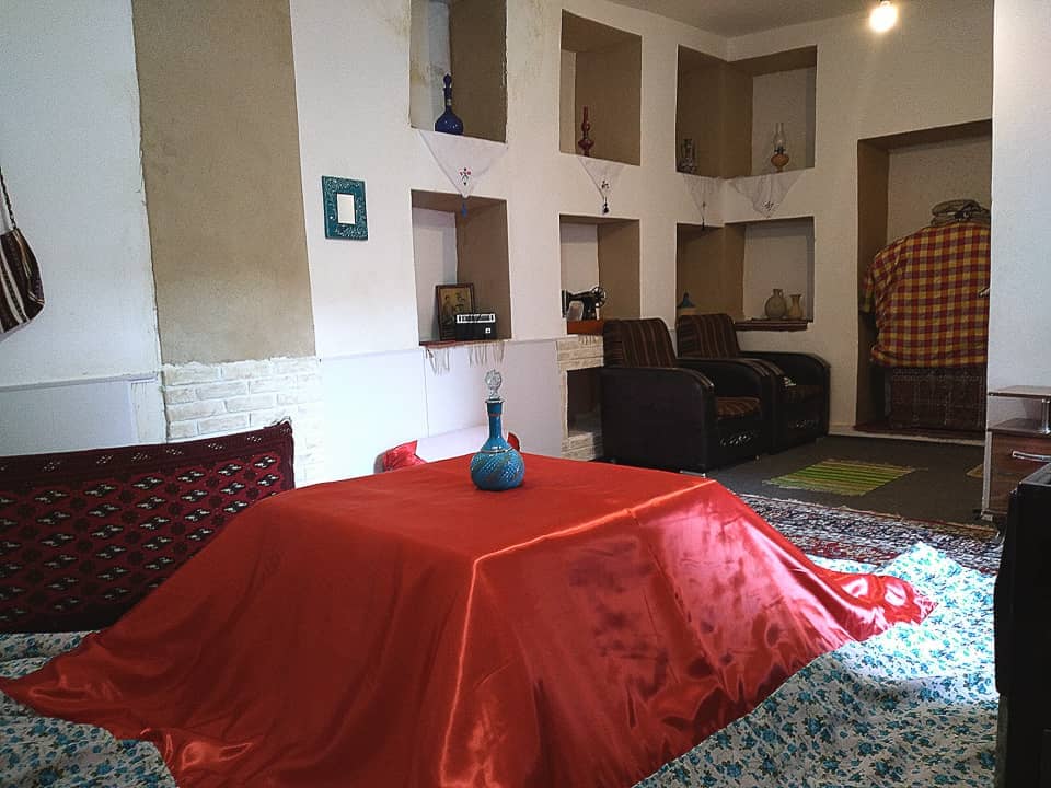 اجاره اقامتگاه سنتی در خیابان خمینی گرگان - رز محوطه
