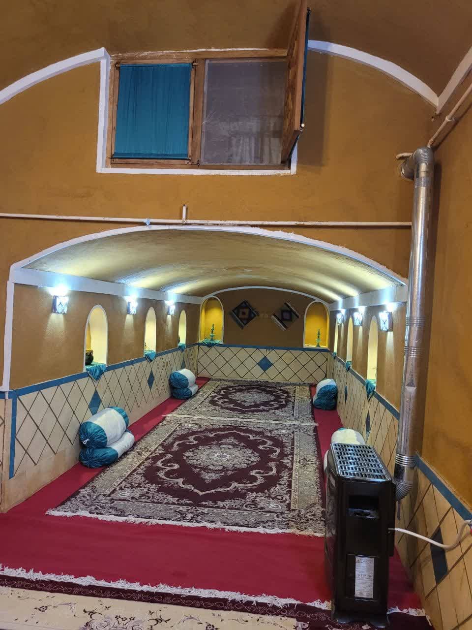 اجاره سوئیت سنتی  مستر دار در ملا فتح اله کاشان - نارگل