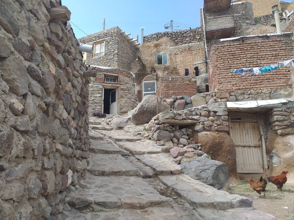 اجاره اقامتگاه صخره ای در روستای کندوان - 2