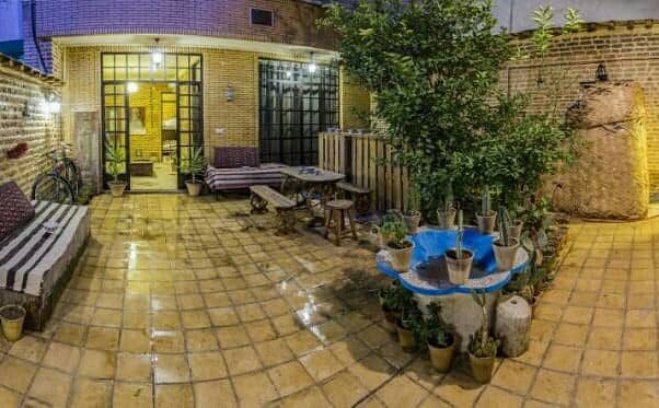 اجاره اقامتگاه بومگردی درقاآنی شیراز - سه تخته