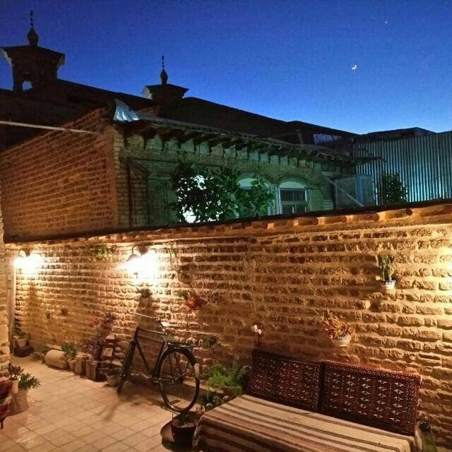 اجاره اقامتگاه بومگردی درقاآنی شیراز - سه تخته