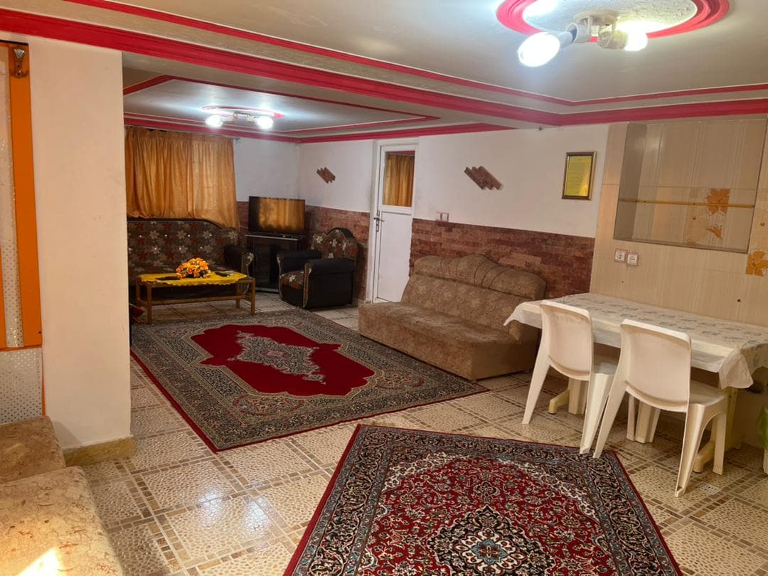 سالن و اشپزخانه