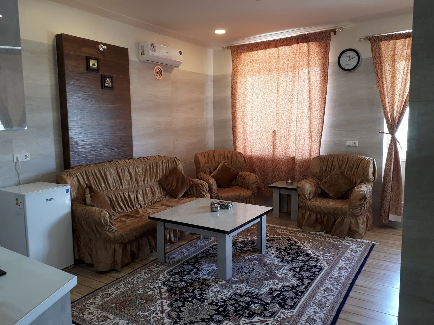 اجاره عمارت سنگی در دهکده کندوان - 70متر