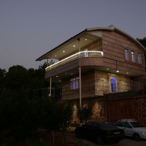 نما در شب 