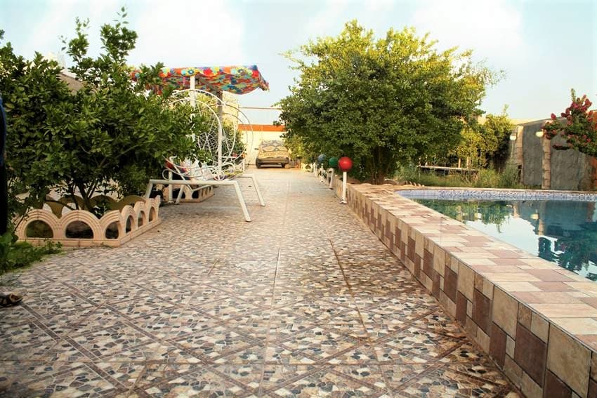 حیاط