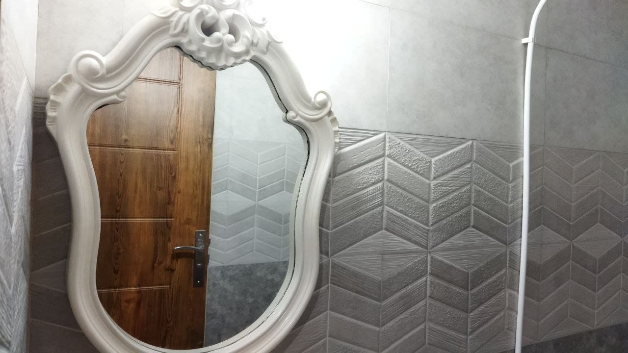 حمام و سرویس بهداشتی