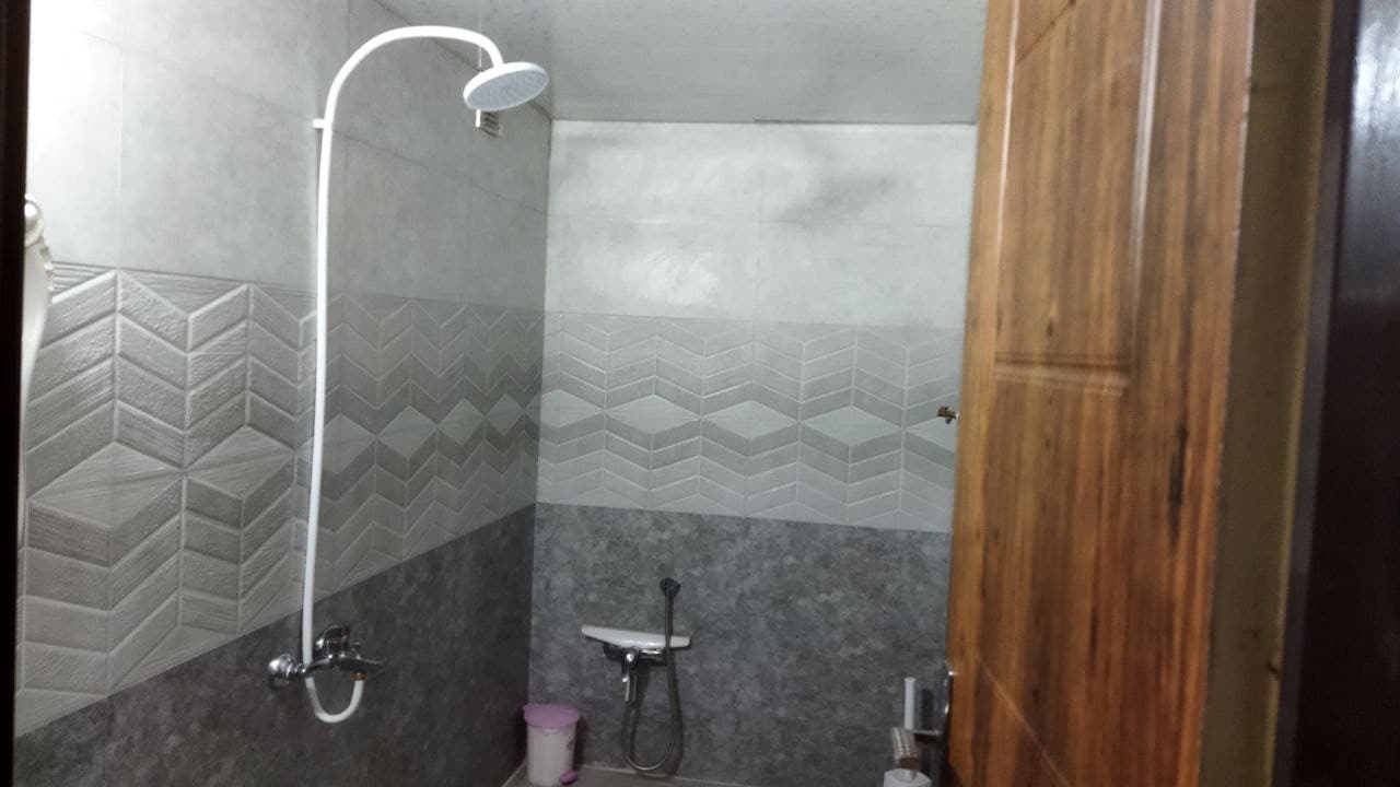 حمام و سرویس بهداشتی