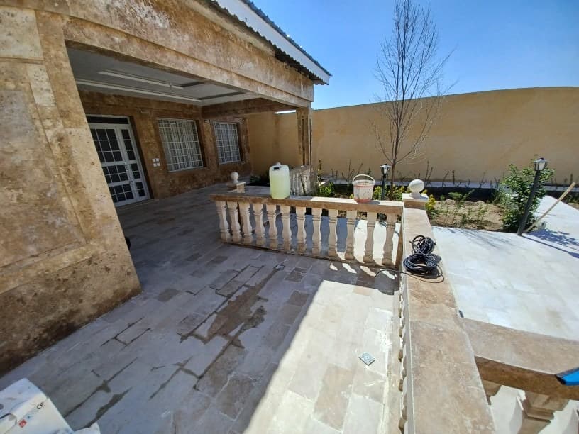 حیاط