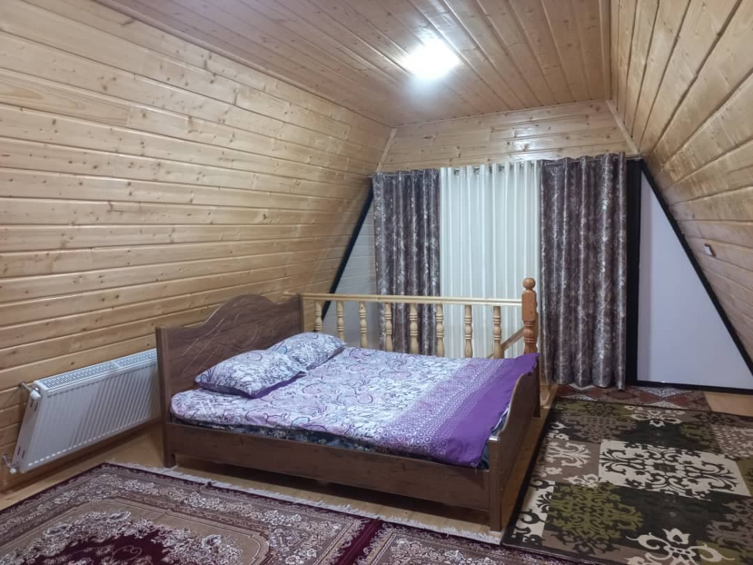 اتاق بالا