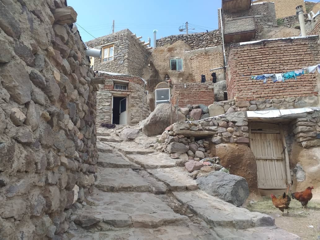 اجاره اقامتگاه صخره ای در روستای کندوان - 2