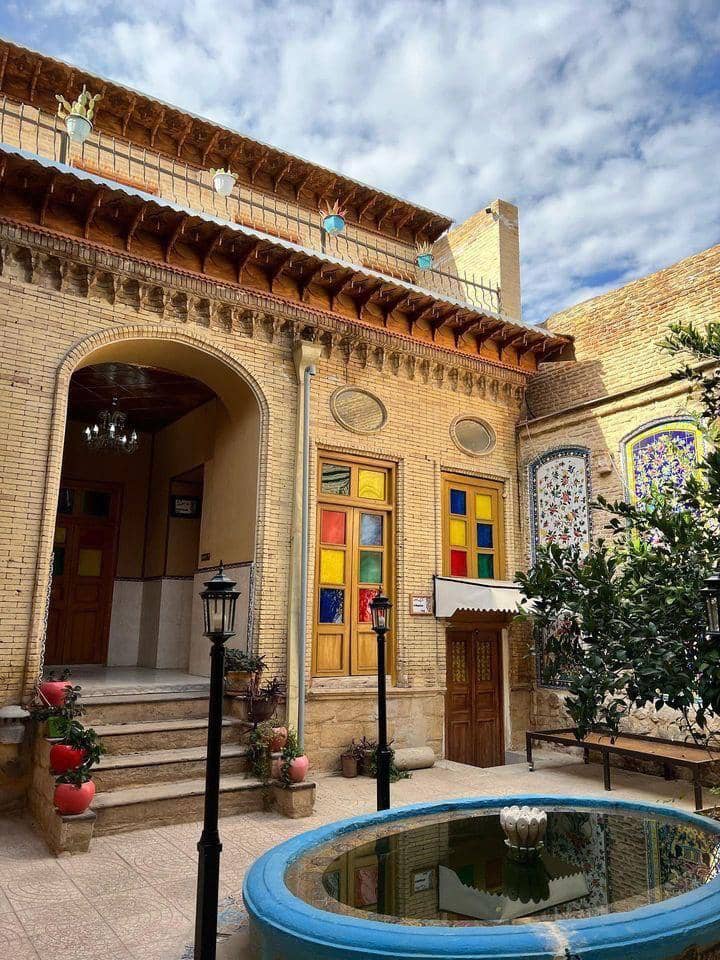 اجاره هتل سنتی دوتخته دبل در شیراز-107